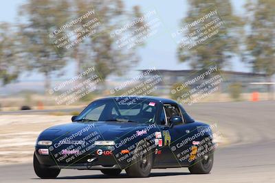 media/May-01-2022-CalClub SCCA (Sun) [[03a481c204]]/Group 5/Qualifying (I5)/